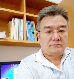 说明:C:\Documents and Settings\Administrator\桌面\会计学院宣传手册所需材料\照片\高级职称\财务系刘云副教授.jpg